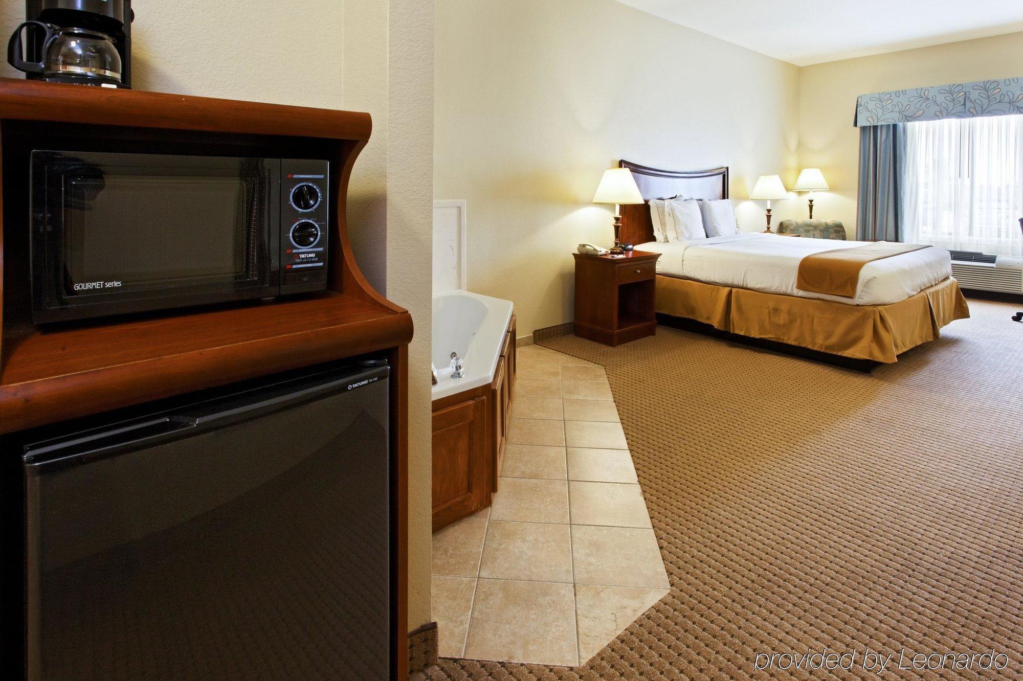 Holiday Inn Express Hotel & Suites Mansfield By Ihg Chambre photo